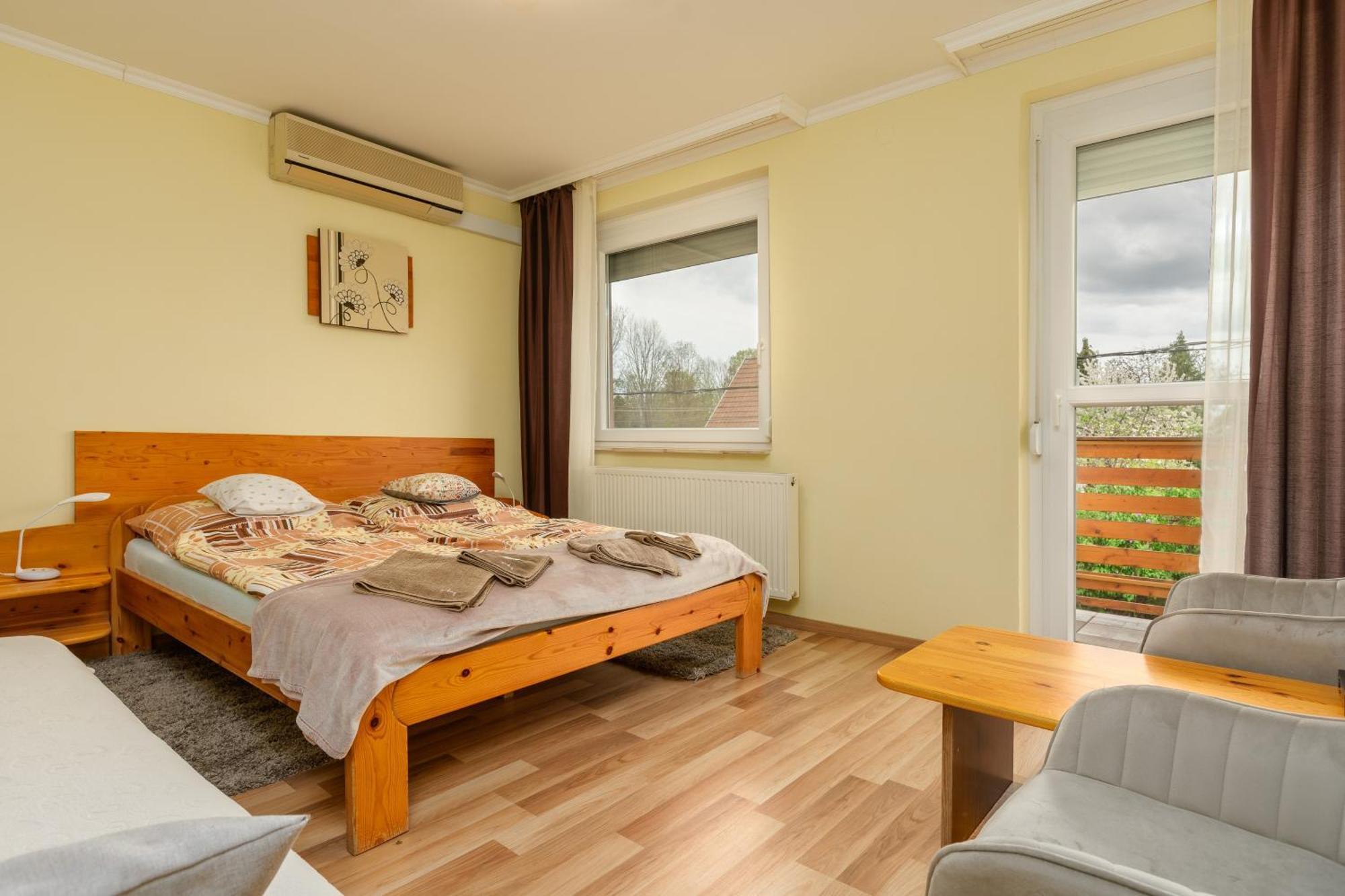 Janika Pension Vonyarcvashegy Dış mekan fotoğraf